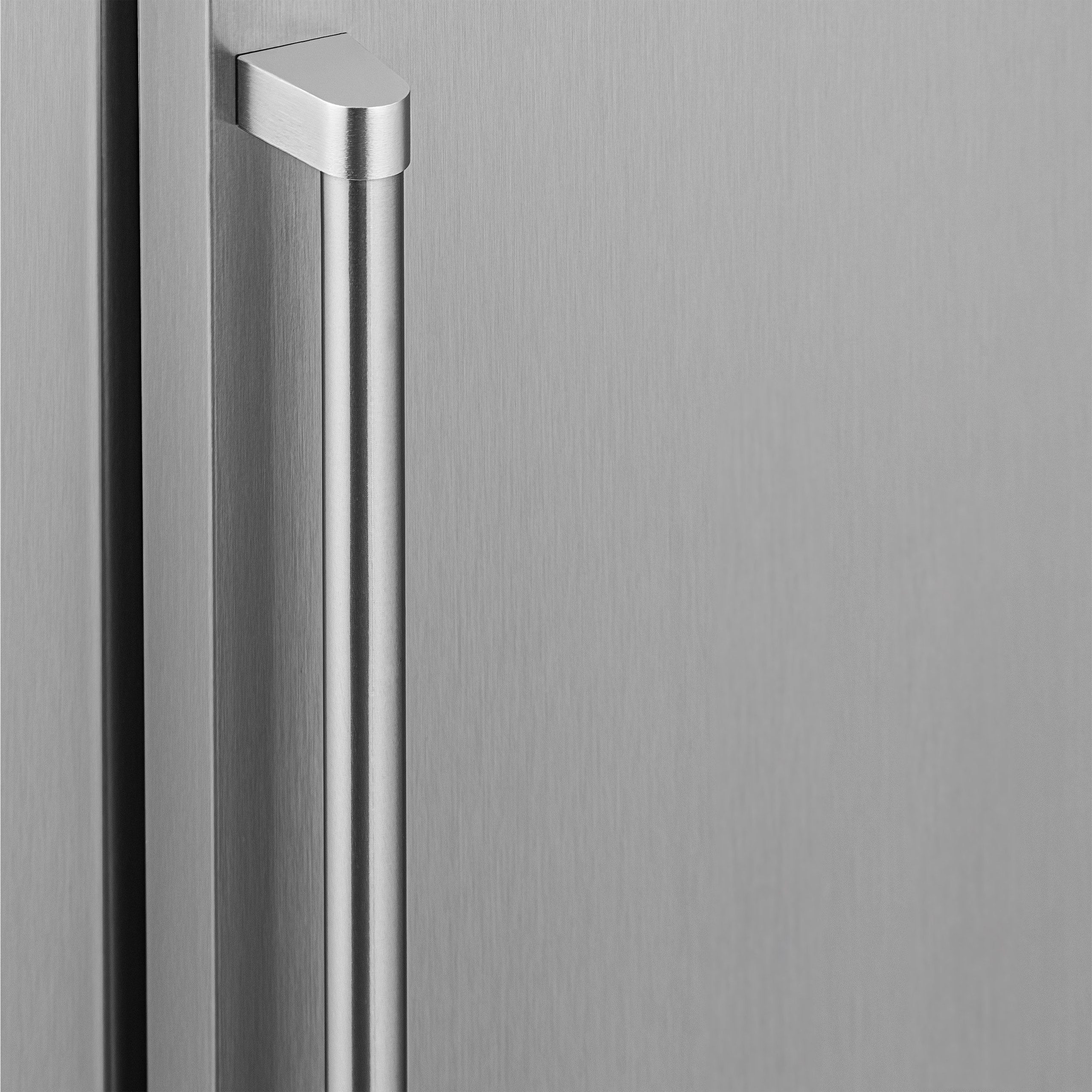 23.6-In W 177 -Can Capacity Stainless Steel Built-In Indoor or Outdoor Beverage Refrigerator